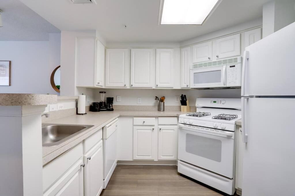 Bright Apartment Walk To Ballston Metro Arlington Esterno foto